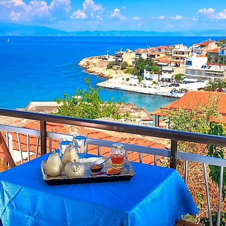 Athanasia Hotel *